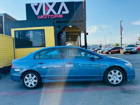 Used 2011 Honda Civic LX image 4