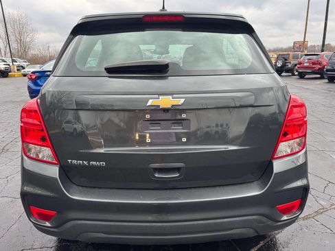 Used 2019 Chevrolet Trax LS w/ LPO, Protection Package AWD/4WD image 7