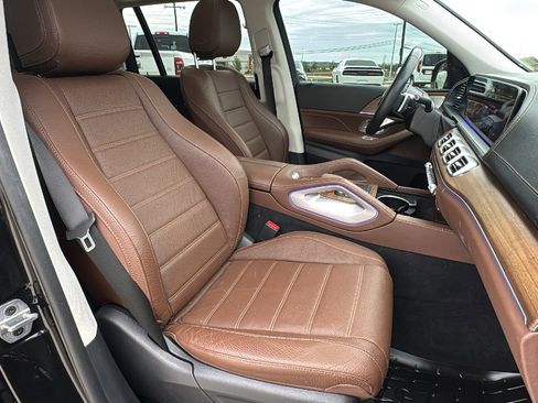 Used 2024 Mercedes-Benz GLS 450 GLS 450 image 33