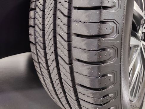 Used 2021 Volkswagen Jetta SE w/ SE Cold Weather Package image 24