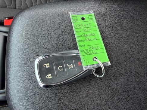 Used 2020 Chevrolet Equinox LT w/ Driver Convenience Package image 38