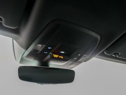Certified 2025 Porsche Taycan 4S AWD/4WD image 29