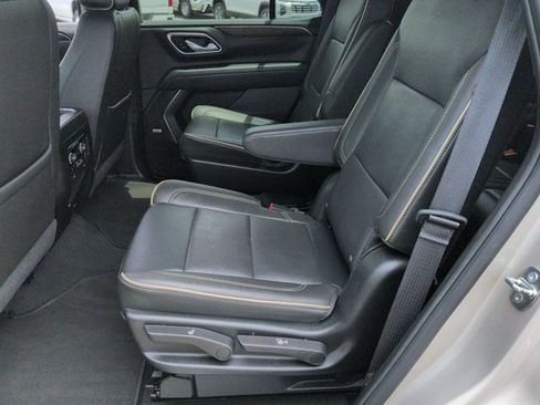 Used 2024 Chevrolet Tahoe Premier AWD/4WD image 27