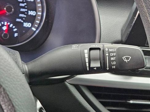 Used 2023 Kia Forte LXS w/ LXS Technology Package FWD image 22