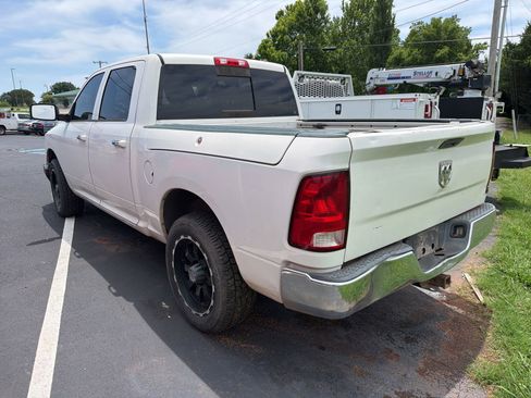 Used 2009 Dodge Ram 1500 Truck SLT w/ Remote Start & Security Group AWD/4WD image 3