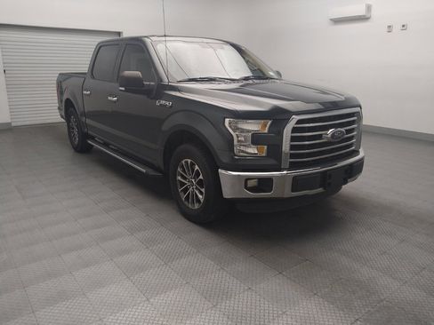Used 2015 Ford F150 XLT w/ Equipment Group 302A Luxury RWD image 13