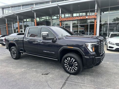 Used 2025 GMC Sierra 3500 Denali Ultimate AWD/4WD image 1