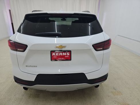 Used 2024 Chevrolet Blazer LT w/ Convenience Package image 17