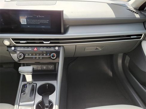 New 2025 Hyundai Sonata SE image 10