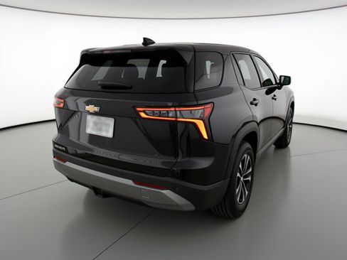 Used 2025 Chevrolet Equinox LT image 9