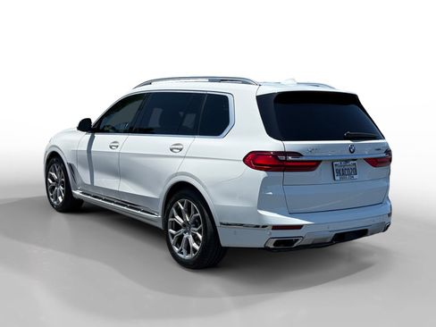 Used 2019 BMW X7 xDrive50i w/ Luxury Seating Package image 3