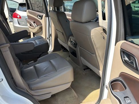 Used 2016 Chevrolet Tahoe LT image 32