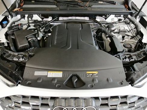 New 2025 Audi Q5 Premium image 9