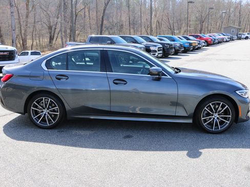 Used 2021 BMW 330i xDrive Sedan w/ Driving Assistance Package image 9