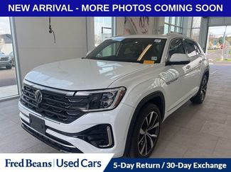 Used 2024 Volkswagen Atlas Cross Sport SEL Premium R-Line video 2