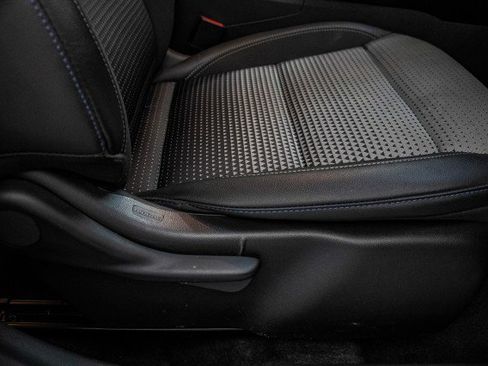 Used 2024 Chevrolet Trax LT w/ Driver Confidence Package image 25