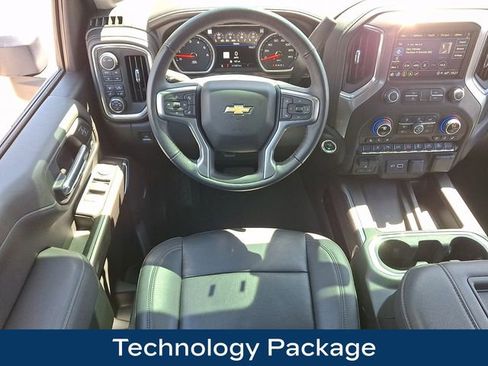 Used 2022 Chevrolet Silverado 2500 LTZ w/ LTZ Plus Package AWD/4WD image 3