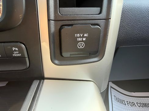 Used 2016 RAM 1500 Big Horn AWD/4WD image 26