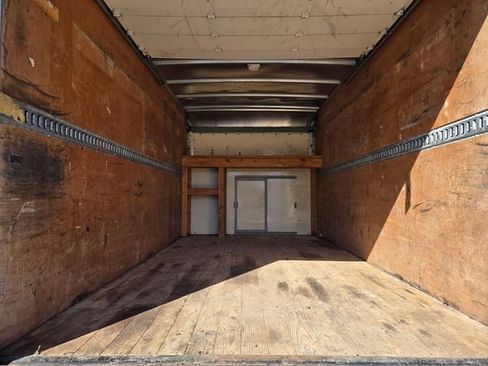 Used 2015 Ford E-350 and Econoline 350 Super Duty image 5