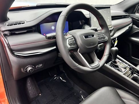 New 2026 Jeep Compass Trailhawk image 11