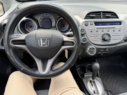 Used 2010 Honda Fit image 22