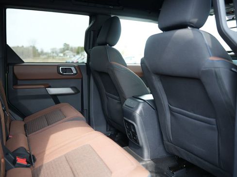 Used 2022 Ford Bronco Outer Banks AWD/4WD image 17