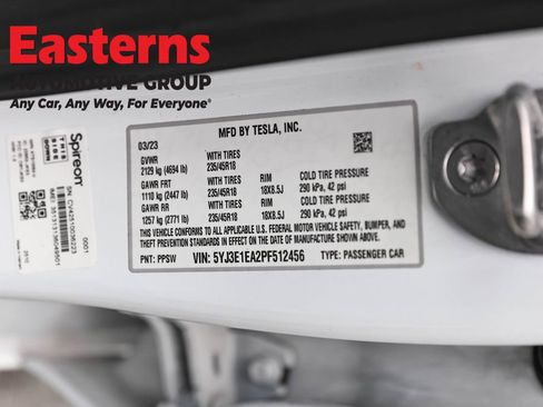 Used 2023 Tesla Model 3 Standard Range image 31