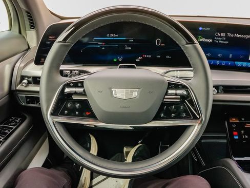 New 2026 Cadillac Vistiq Luxury image 20