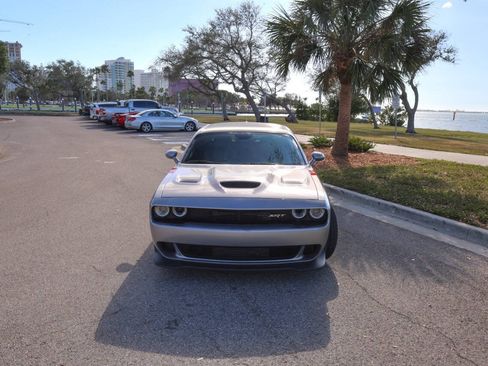 Used 2015 Dodge Challenger SRT Hellcat RWD image 47