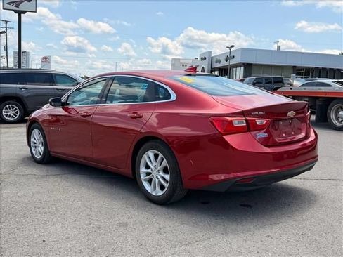 Used 2016 Chevrolet Malibu LT FWD image 4