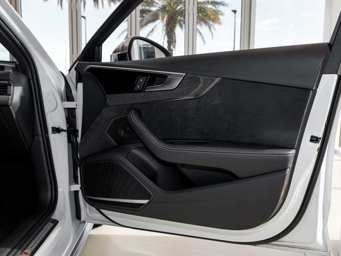 Used 2022 Audi S4 Premium Plus w/ Premium Plus Package image 36