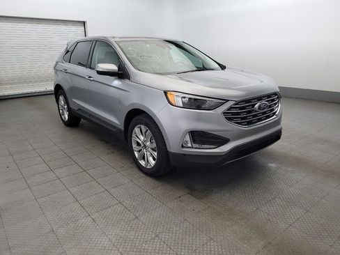 Used 2024 Ford Edge Titanium image 13