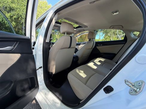 Used 2016 Honda Civic EX-T image 22