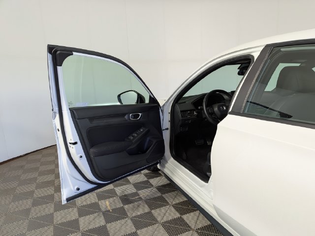 Used 2024 Honda Civic Sport image 11