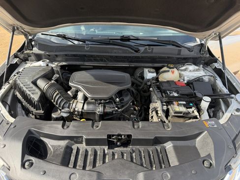 Used 2019 Chevrolet Blazer LT FWD image 44