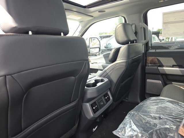 New 2027 Ford F350 Lariat w/ Lariat Ultimate Package AWD/4WD image 44