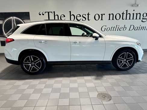 New 2026 Mercedes-Benz GLC 300 4MATIC image 3