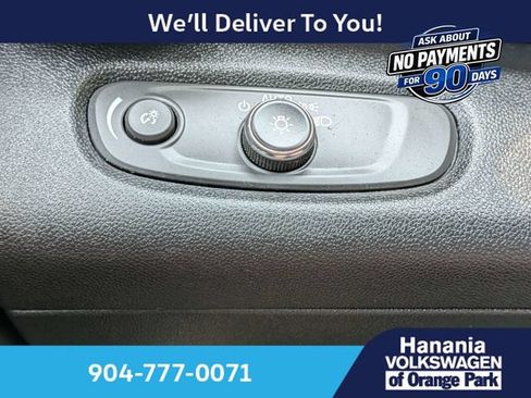 Used 2024 Chevrolet Trax ACTIV w/ Sunroof Package FWD image 25
