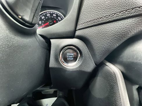 Used 2020 Toyota RAV4 XLE image 16