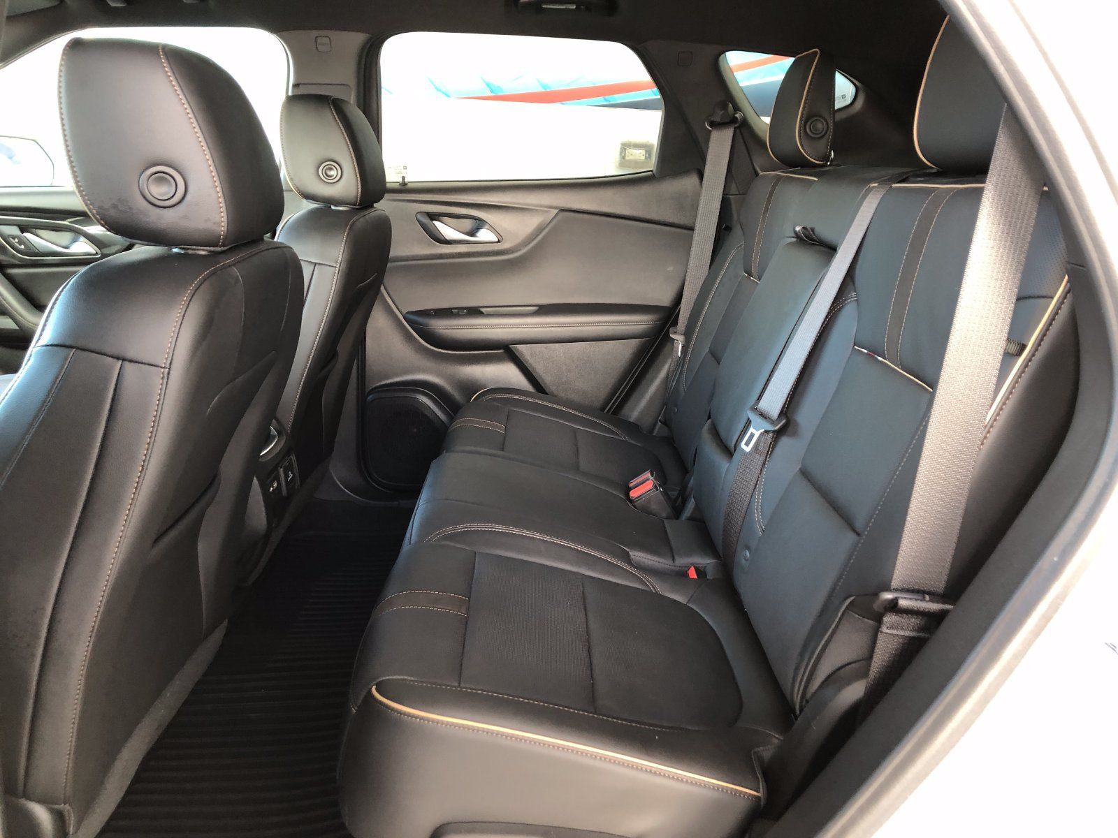 Used 2020 Chevrolet Blazer Premier FWD image 12