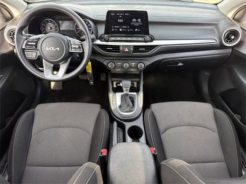 Used 2024 Kia Forte LXS image 10