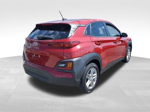 Used 2021 Hyundai Kona SE FWD image 4