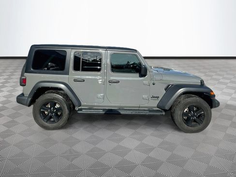 Certified 2022 Jeep Wrangler Unlimited Sport AWD/4WD image 5
