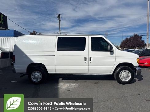 Used 2005 Ford E-250 and Econoline 250 image 4