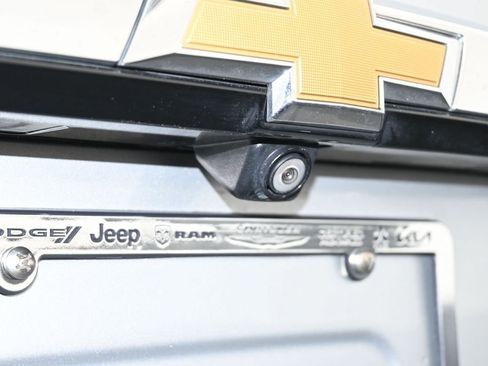 Used 2022 Chevrolet Traverse LS image 29