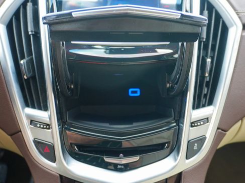 Used 2016 Cadillac SRX Luxury w/ Driver Awareness Package image 28