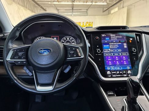 Used 2021 Subaru Outback Limited image 14