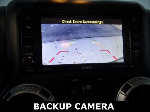 Used 2015 Jeep Wrangler Unlimited Rubicon w/ Dual Top Group image 14