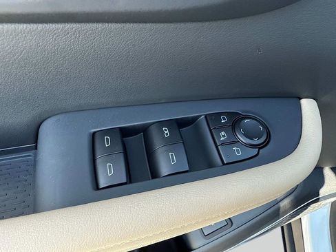 New 2026 Buick Enclave Preferred w/ Power Package image 18