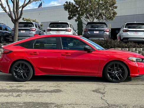 Used 2025 Honda Civic Sport image 3